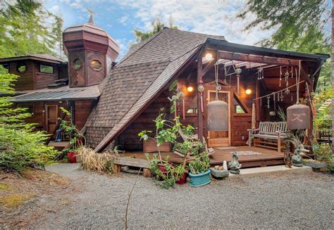 Live out your dreams in these enchanting vacation homes
